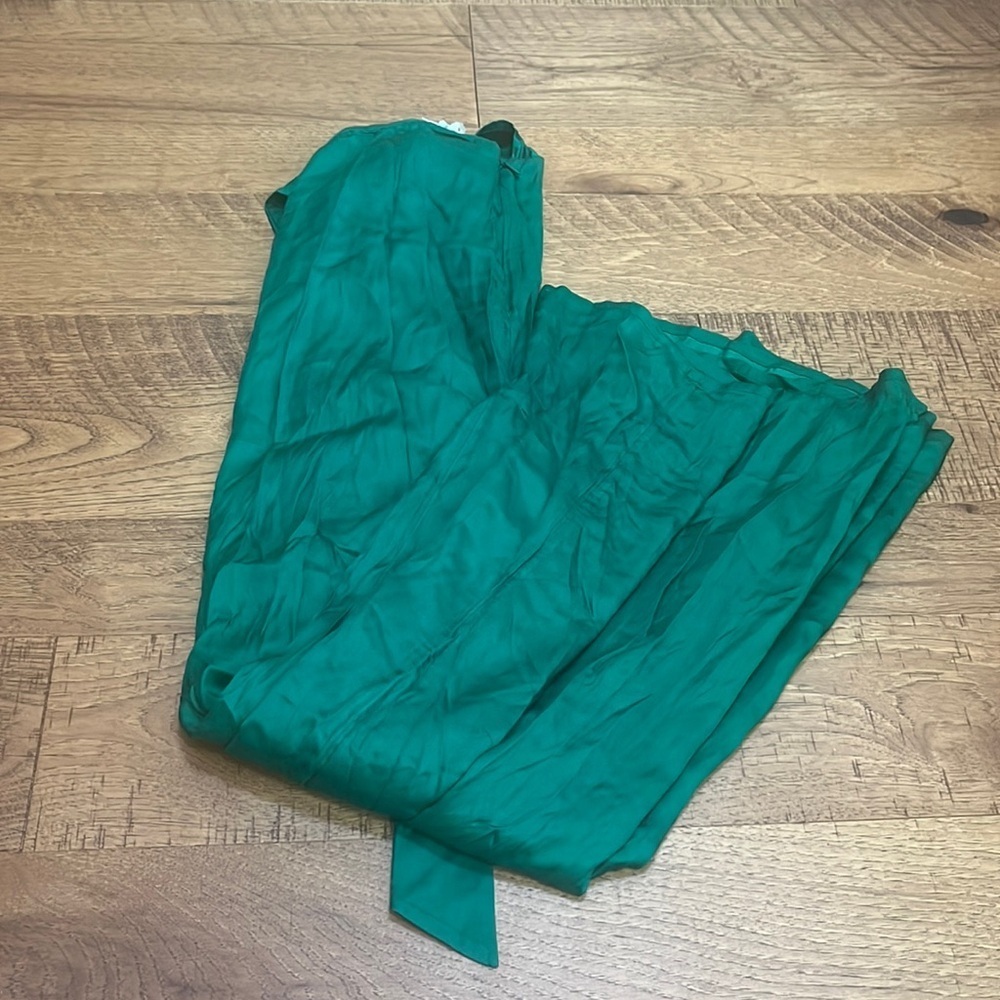 Tularosa Woman’s Green Flowy Pants Size S